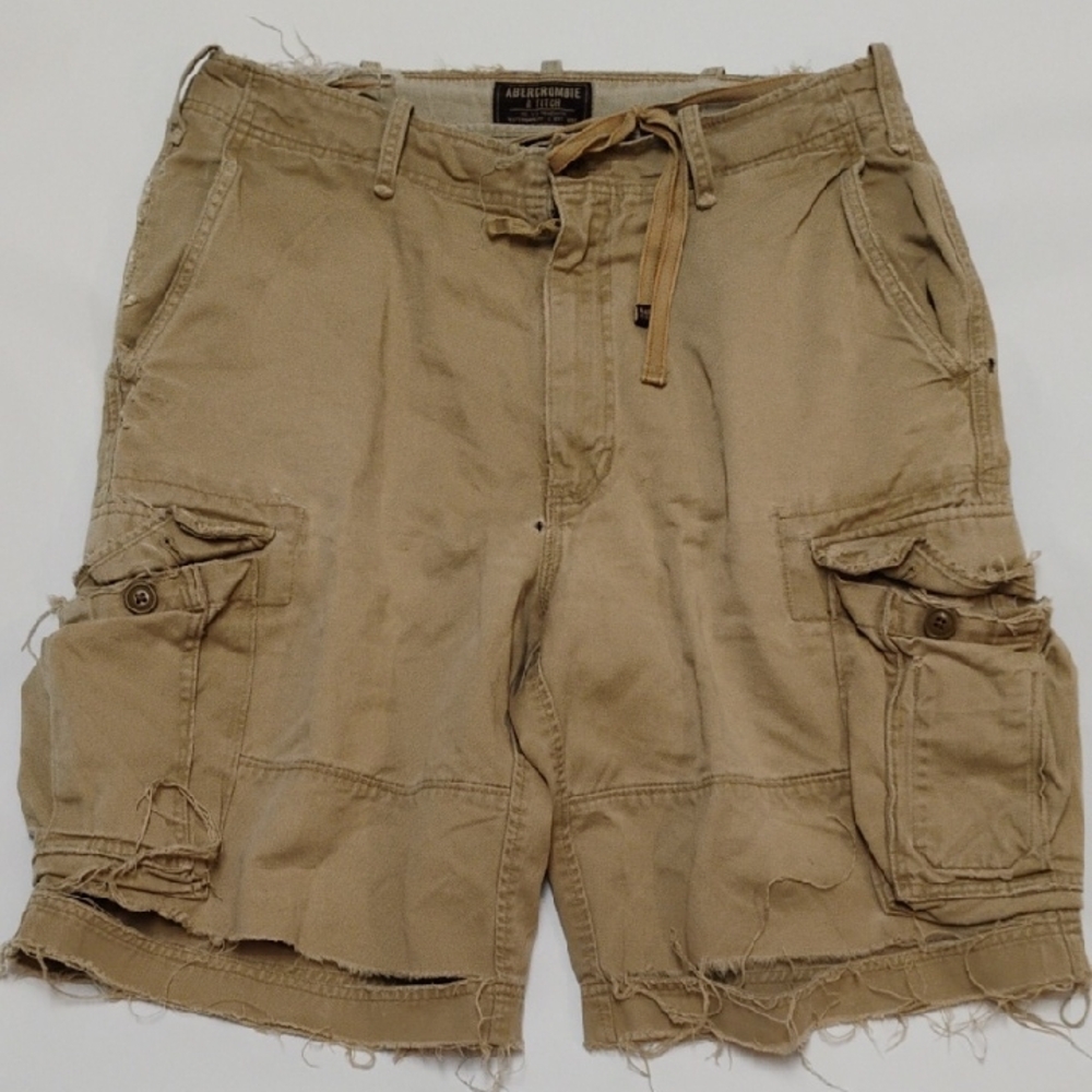 Abercrombie & Fitch Tan Cargo Shorts Relaxed Fit